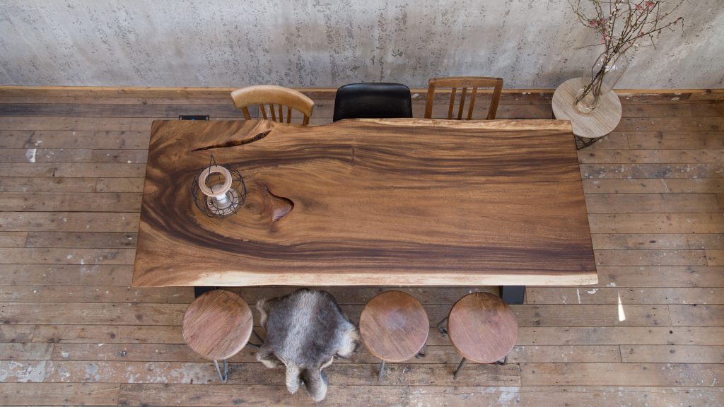 Tips voor het aanschaffen van een houten tafel