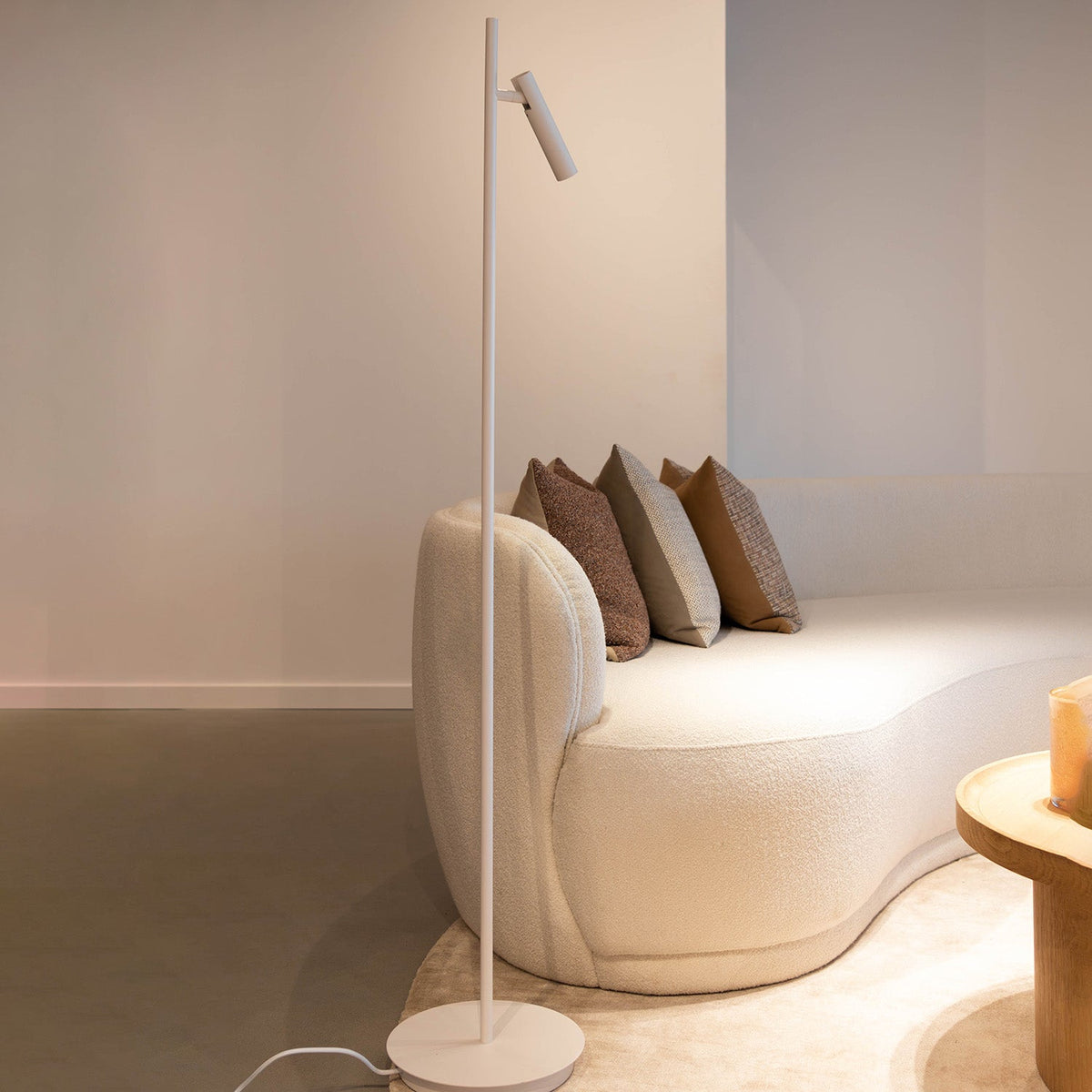 Vloerlamp - Statement wit